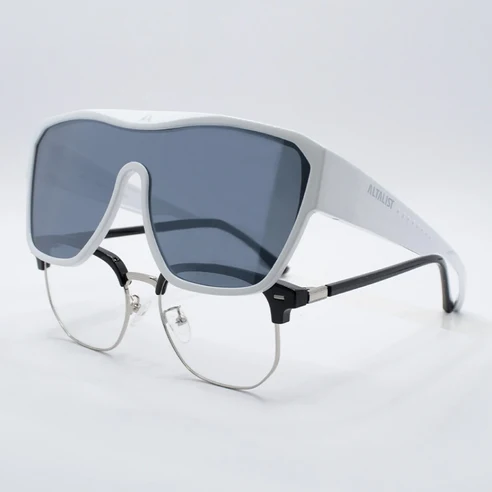 안경 위에 덧쓰는 스포츠 고글로 눈부심 없이 즐기는 모든 순간