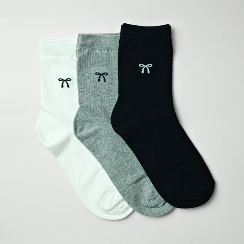 발랄함과 편안함을 동시에 키키야삭스 골지양말로 완성했어요