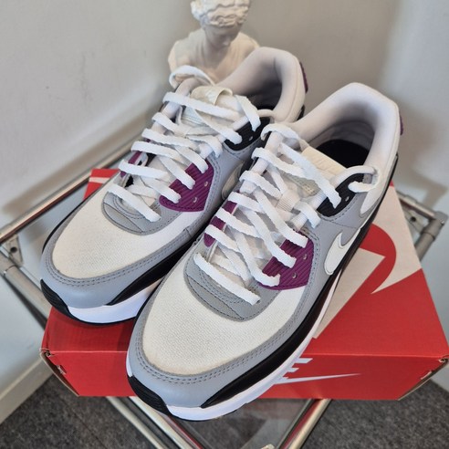 상품 5: 나이키 에어맥스90 LV8 순수의꿈 쿠폰증정