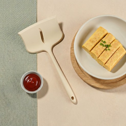 픽앤랩 프리미엄 실리콘 뒤집개 와이드 계란말이, 1개, 베이지
