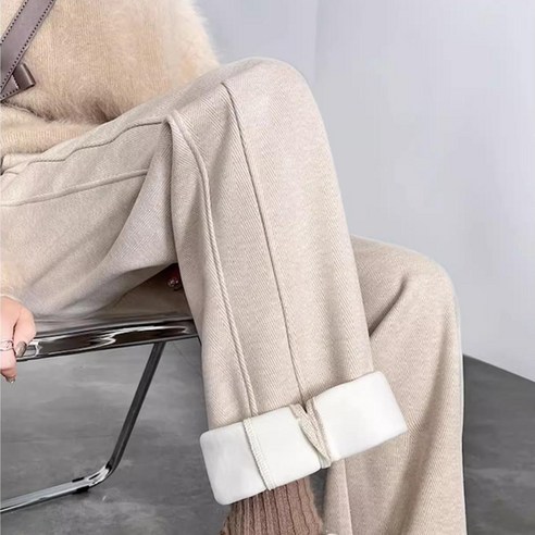 로젤라 모직 트임 바지로 당신의 가을, 겨울 스타일을 완성하세요.