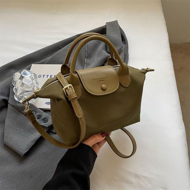 防撥水兩用水餃包, 軍綠