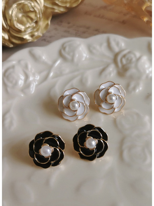 銅合金山茶花耳夾