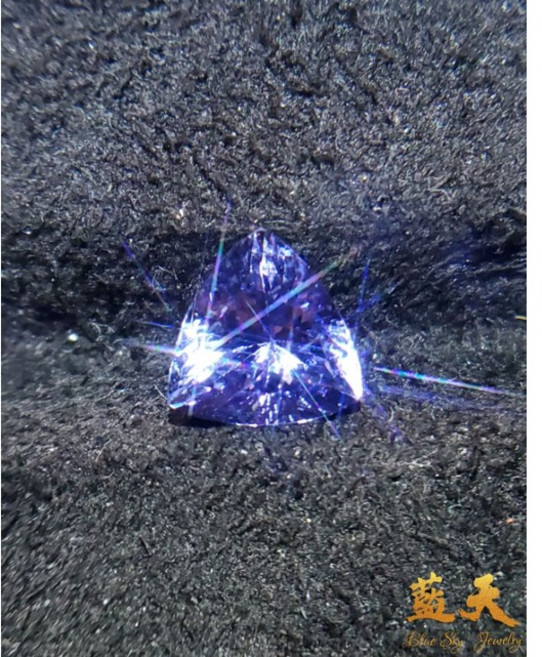 藍天珠寶 坦桑石 2.24ct 附台大TDUGR證書
