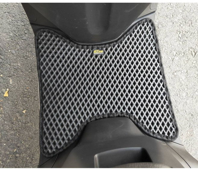 Yamaha vinoora EVA機車腳墊附魔術貼, 1個