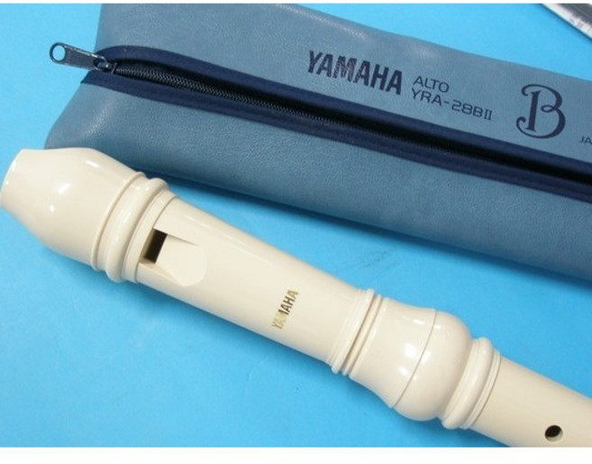 YAMAHA 山葉中音直笛 YRA-28BIII 日本製 高音質 易吹奏, 象牙色, 一組入