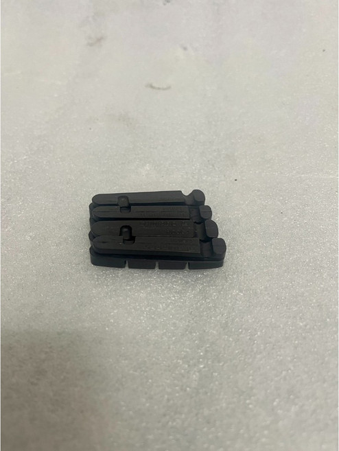 Shimano R55C4 鋁框專用煞車皮 耐磨材質 提升制動性能, 1個