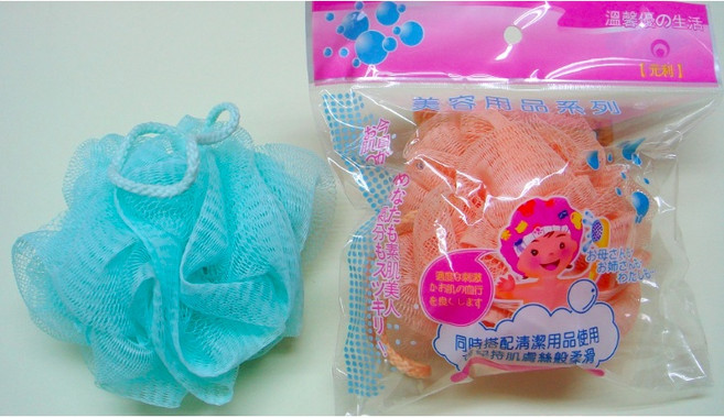 【寶貝市集】單色沐浴球40g - 台灣製造洗澡海綿浴球，掛式搓澡球，便宜好用, 單色, 1個, 1