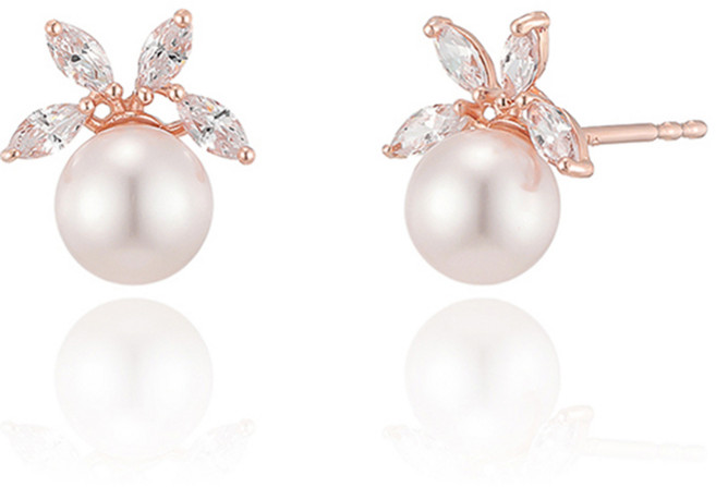 로이드 여성용 꽃잎 진주 10K 귀걸이 LPU24004T
