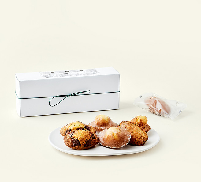 메종엠오 기본 마들렌 30g x 2개 + 마들렌 글라쎄 35g + 소금초코 마들렌 35g x 2개 선물세트, 1세트