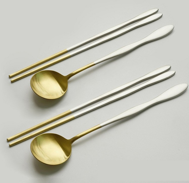테이블아트 국산 웨이브 티타늄 투톤 수저 2벌세트, 1세트, 숟가락 2p + 젓가락 2p