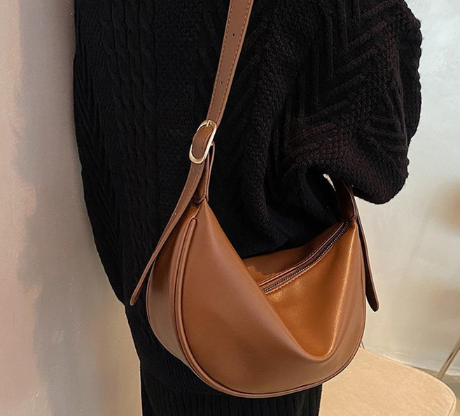 Elsso 女款半月型斜背包, 咖啡色