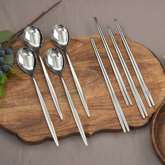 윌리브 국산 316L 써지컬스틸 고급 수저 4벌 세트, 글로스 실버, 숟가락 4p + 젓가락 4쌍, 1개