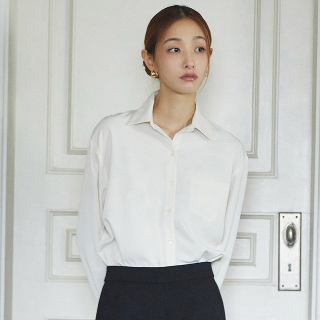 클라비스 여성용 루즈핏 찰랑셔츠