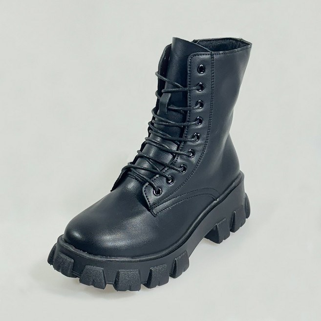 슈즈앤 숏 레이스업 통굽 워커부츠 SN601