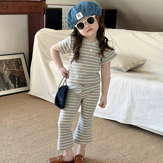 JOYMULTI 女童條紋坑條短袖喇叭褲上下套裝