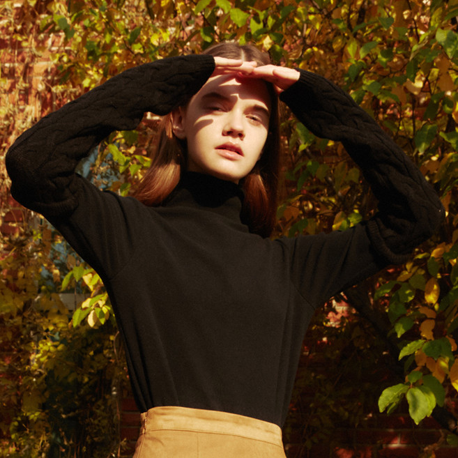 1159스튜디오 여성용 A3 ARM WARMER TURTLENECK 긴소매 티셔츠