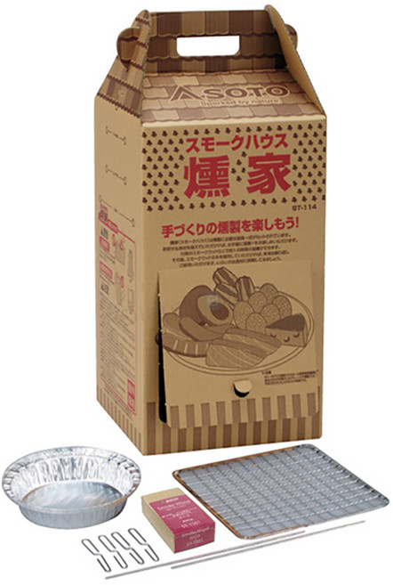 SOTO 煙燻箱房組 ST-114 燻房本體 + 煙燻木塊 + 鐵棒 2支 + 鐵網 + 掛勾 4個 + 鋁箔盤 950g, 1組