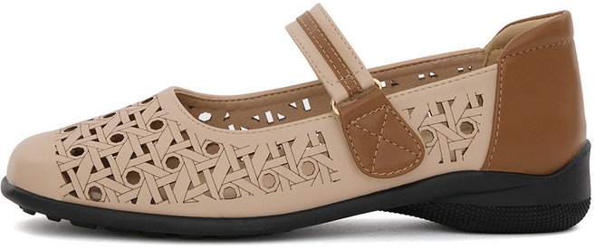 J SHOE Ganen 方頭鏤空瑪莉珍鞋 3cm