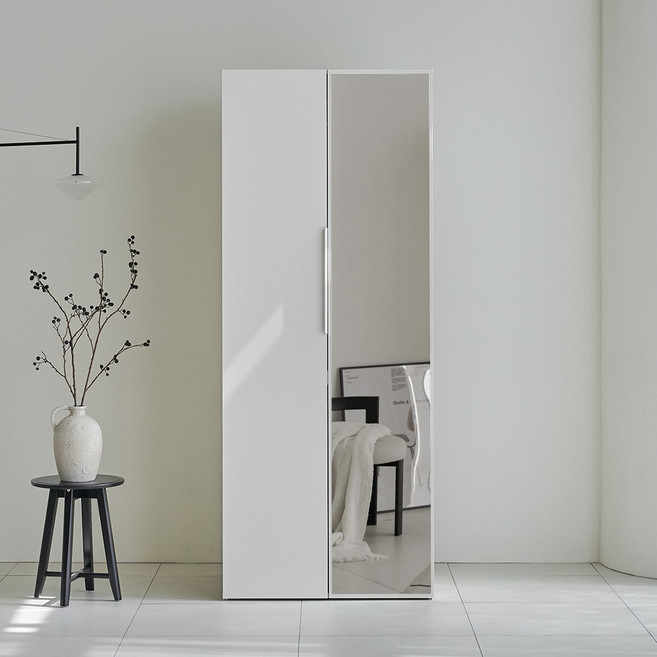 웰퍼니쳐 카린 2단 행거형 거울도어 높은 옷장, 화이트