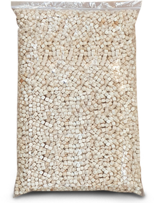 HINOKI ART 頂級扁柏方塊木屑 觸感玩具 9~10mm 5kg, 混合顏色, 1個