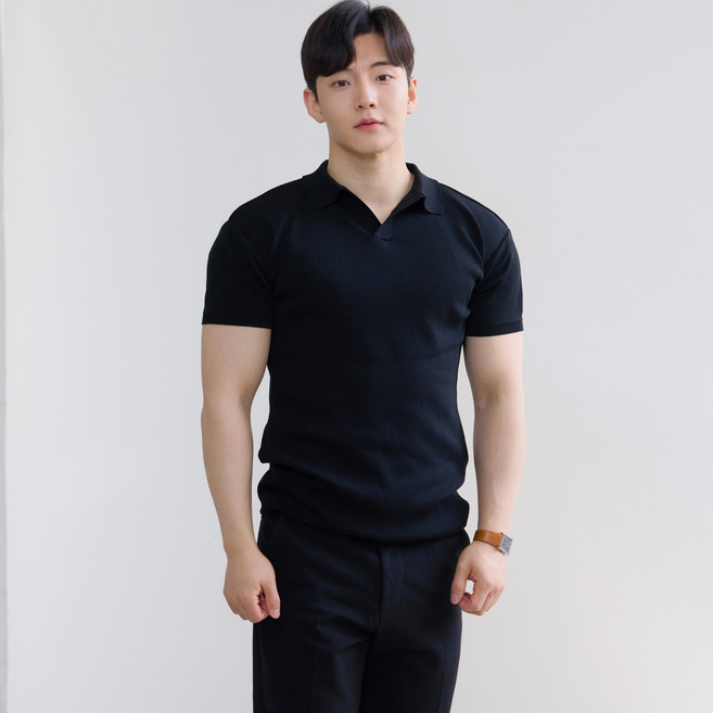 핵쿨남 남성용 아이스쿨링 머슬핏 반팔 오픈 카라 니트