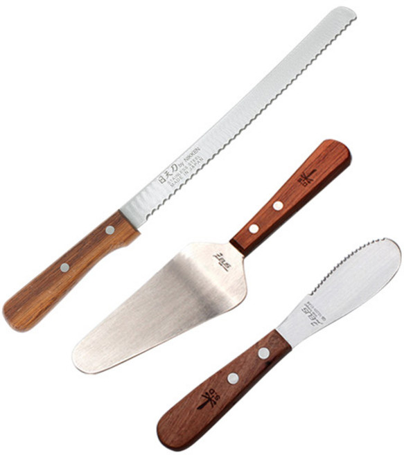 우드핸들 일천도 빵칼 + 삼각 스패치 + 버터나이프 세트, 혼합색상, 1개