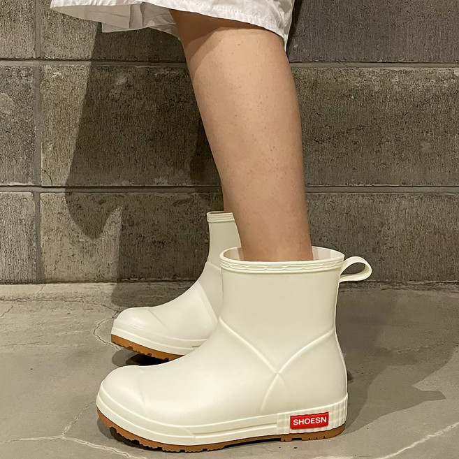 슈즈앤 여성 포인트 레인부츠 SN1017