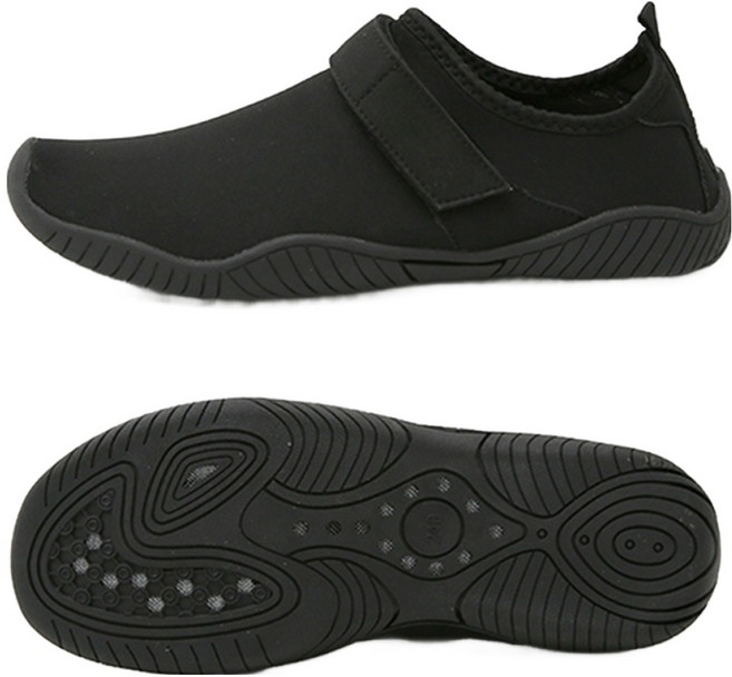 WEEK9 玩水羽毛水陸兩用鞋