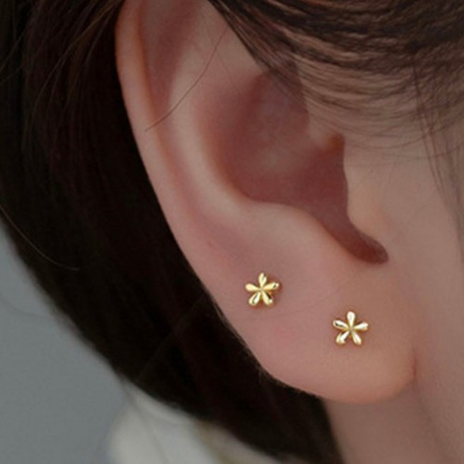 젤루나 여성용 써지컬 초미니 심플 꽃 귀걸이 P-236