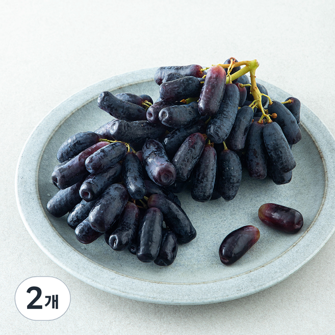 곰곰 호주산 블랙포도, 800g, 2개