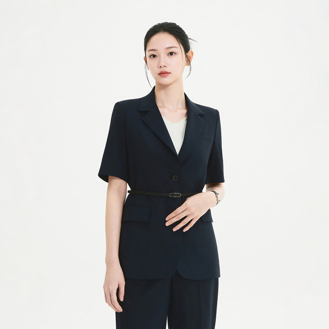 Roem 女款亞麻感短袖外套 附腰帶