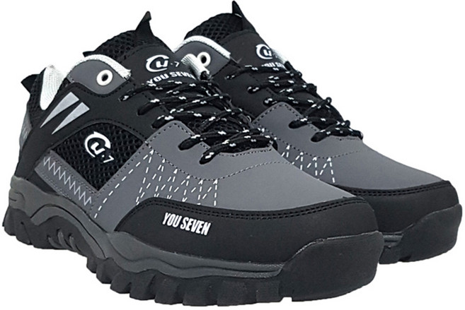 유세븐 남성용 트레킹화 DM70010