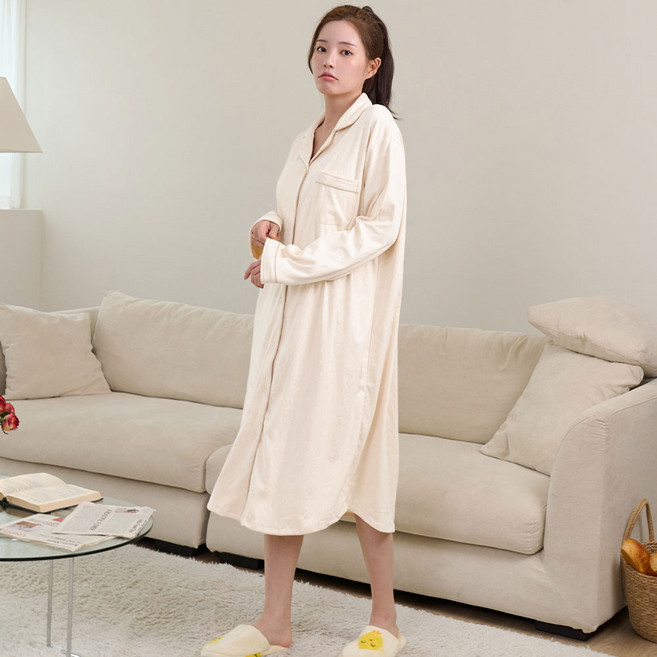글램공감 여성용 울트라 밍크 키치 카라형 겨울 수면 셔츠형 원피스