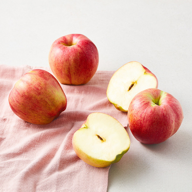 당찬 고산지 죽장사과 중대과, 1.1kg 중대과 4입, 1개