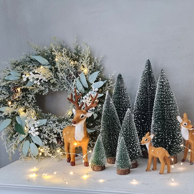 모리앤 크리스마스 눈 오는날 원형 리스 + 조명 세트, 혼합색상, 지름 약 30cm, 1개