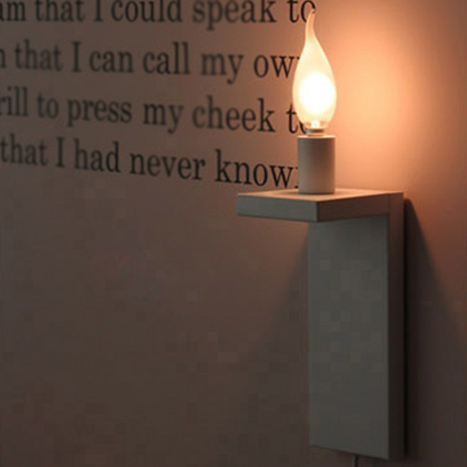 바이빔 T 벽걸이 조명, 화이트