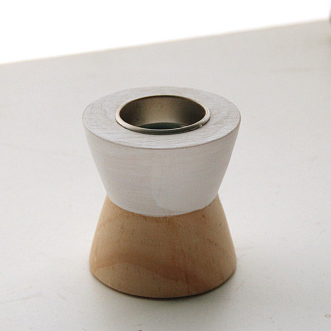 리버그린 컬러 우드 캔들홀더, 화이트