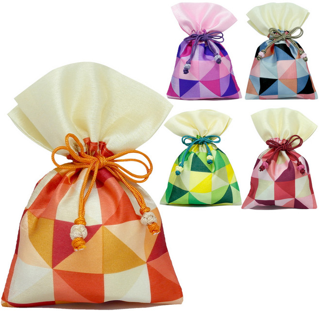 The Nuri Korea 傳統棋盤格紋綢緞福袋 大, 隨機出貨, 5入