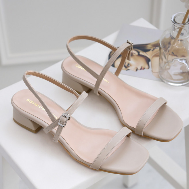 갓슈 여성용 스키니 버클 스트랩 샌들 3cm