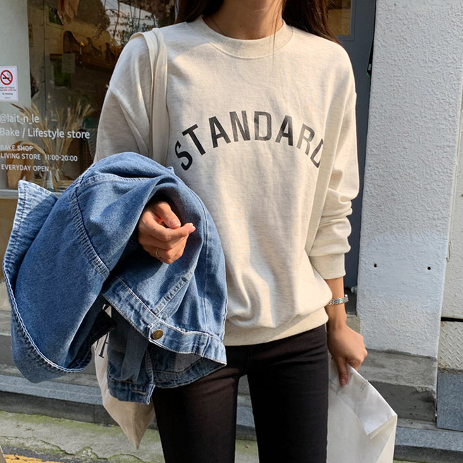 온더리버 스탠다드 레터링 맨투맨