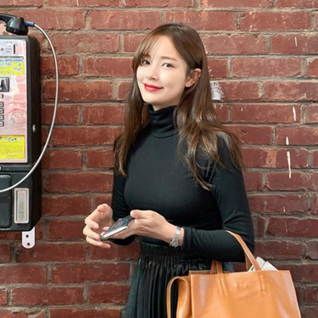 온더리버 여성용 슬리밍 폴라넥 티셔츠