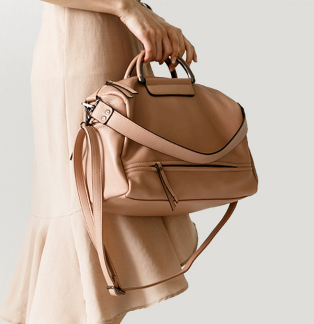 LULU 皮革手提包+配件 隨機出貨