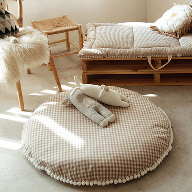 데코뷰 베이지폼폼 아이방 대방석 원형러그, 베이지 + 백아이보리