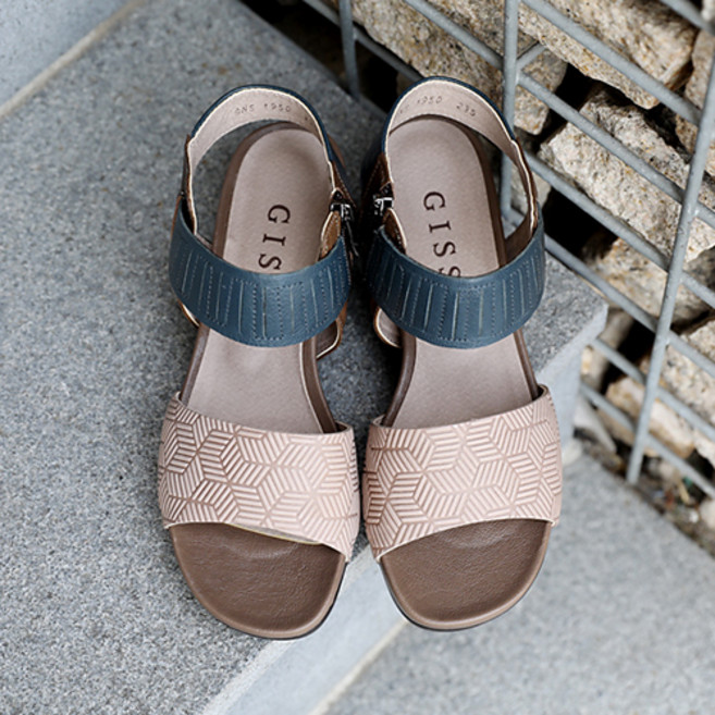 지쎄 제이슈 비로텐 천연양가죽 플랫샌들