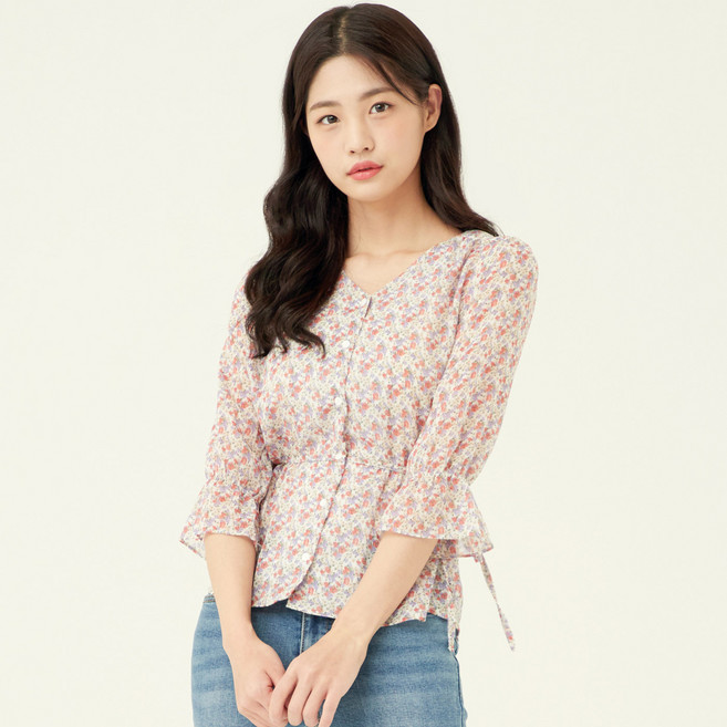 로엠 플라워 허리스트링 블라우스
