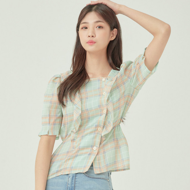 로엠 체크 프릴 블라우스