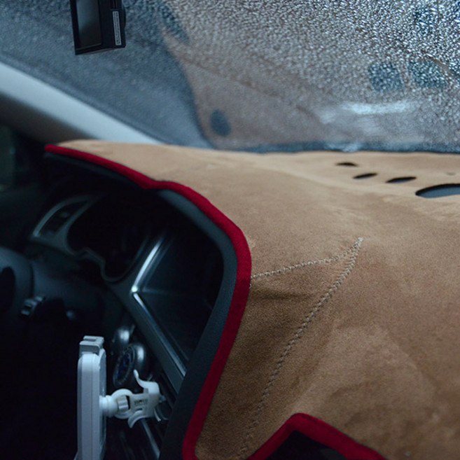 어바인클래스 블루코드 샤무드 대쉬보드커버 브라운 + 레드, BMW, 5시리즈 G30 i530(2010년~2017년 / 센터스피커 유 / HUD 무)