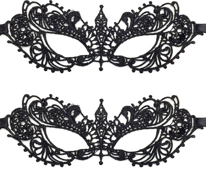 리빙다 레이스 가면, 2번, 2개