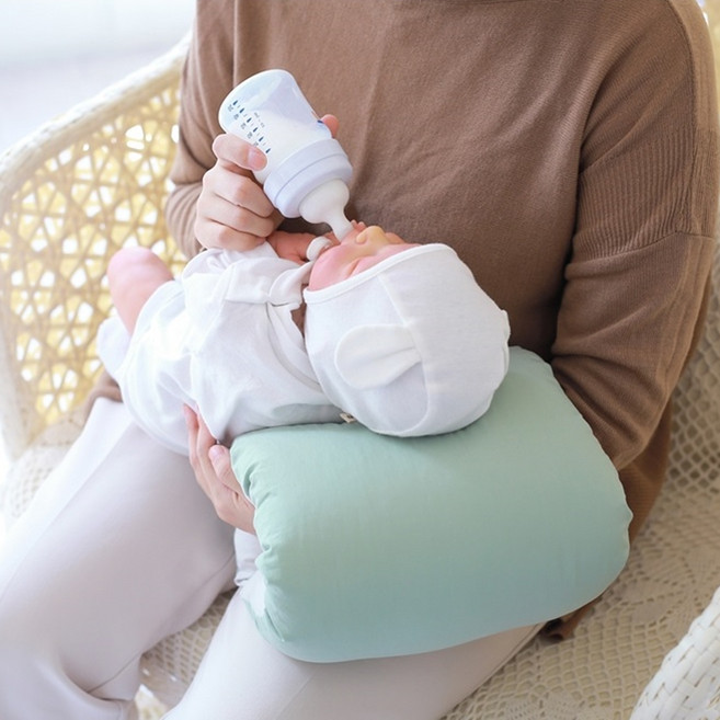 로토토베베 휴대용 팔 수유쿠션, 그린